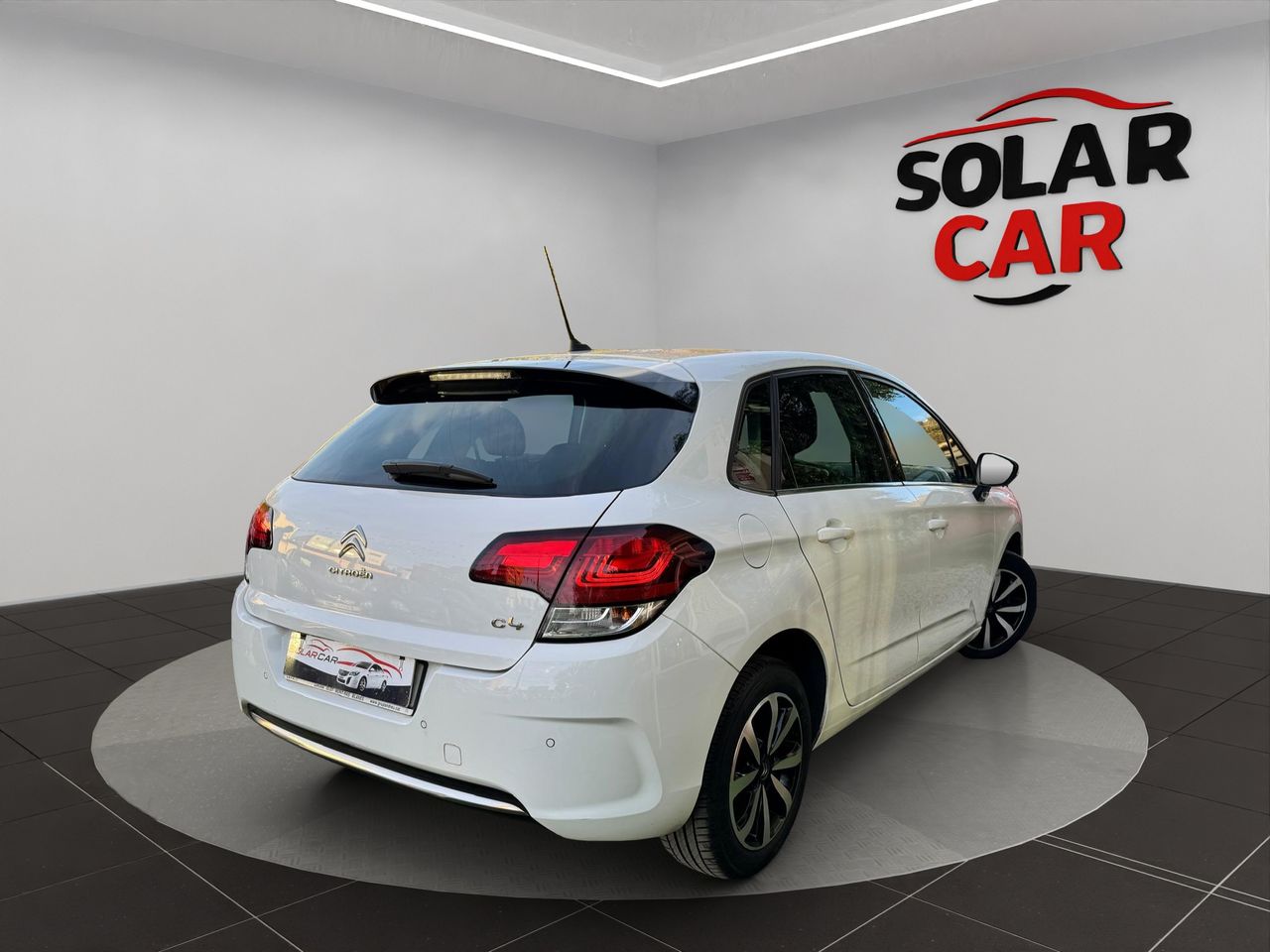 CITROEN C4 1.2 130CV - Foto 22