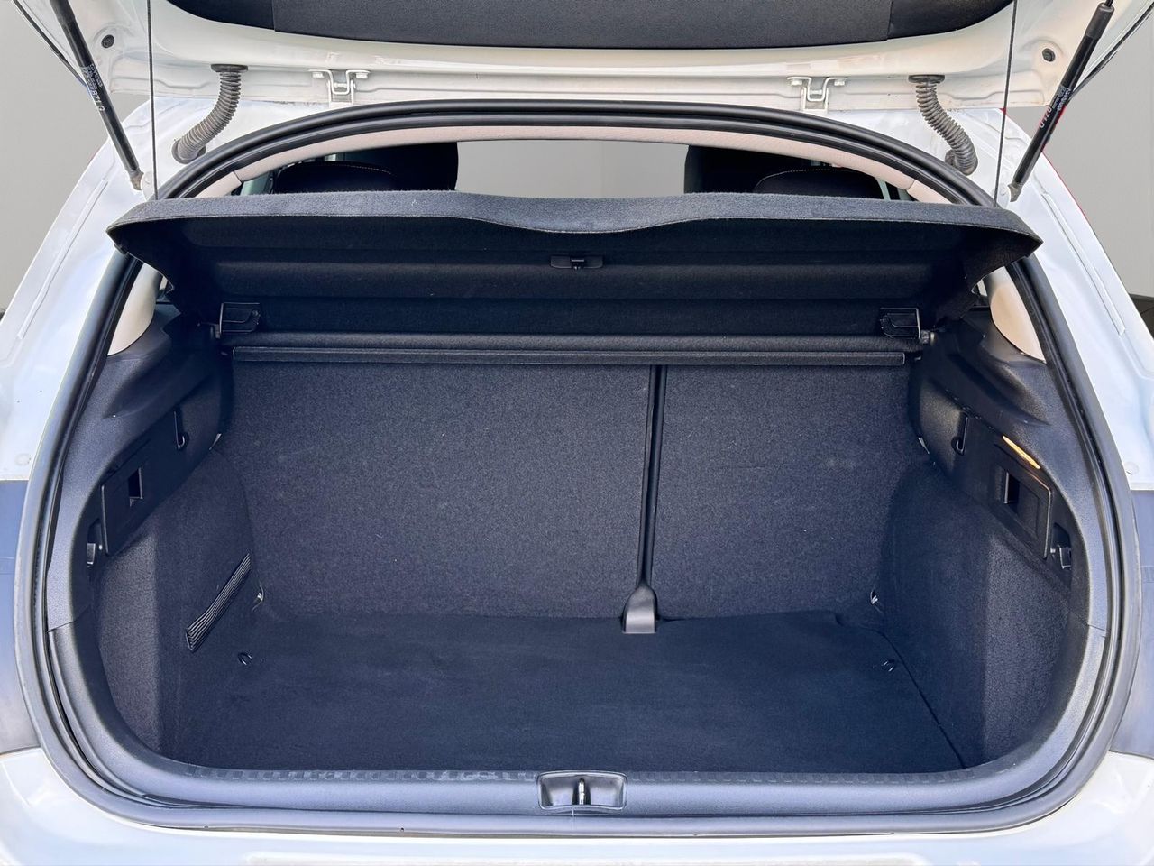 CITROEN C4 1.2 130CV - Foto 24