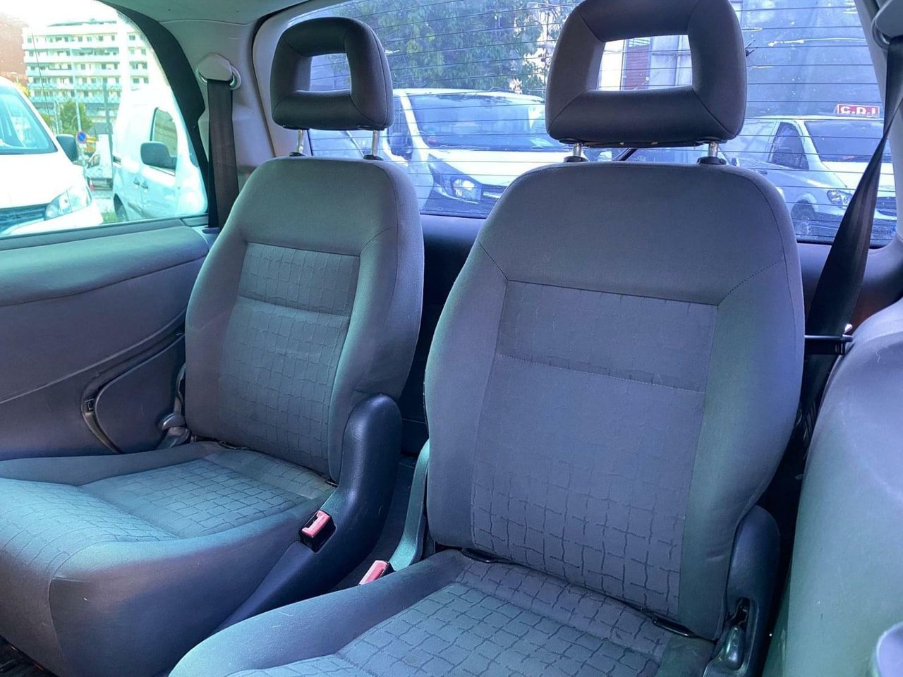 SEAT ALHAMBRA 1.9 115CV - Foto 38