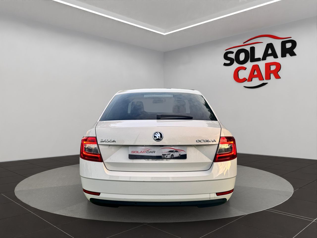 Skoda Octavia 1.6 TDI 85KW 115CV Ambition - Foto 27