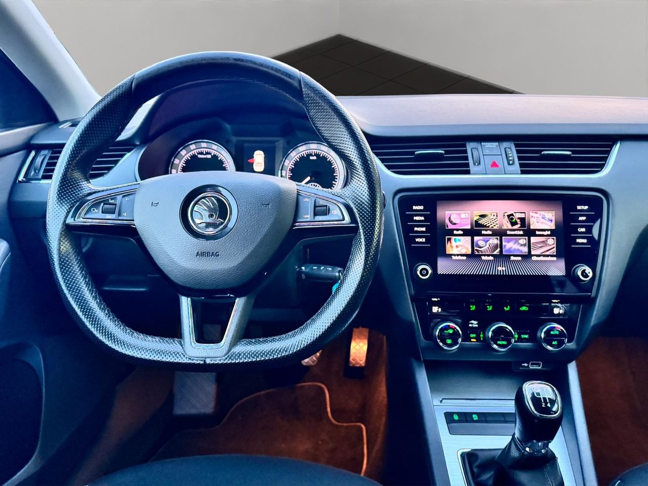 Skoda Octavia 1.6 TDI 85KW 115CV Ambition - Foto 20