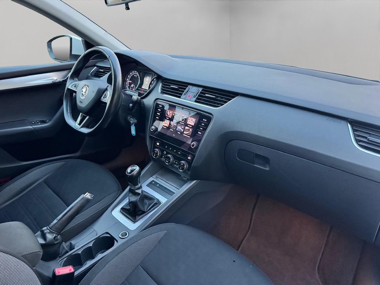 Skoda Octavia 1.6 TDI 85KW 115CV Ambition - Foto 11