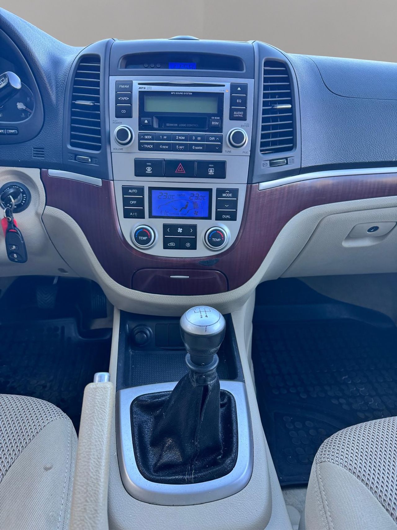 Hyundai Santa Fe HYUNDAI Santa Fe 2.2 CRDi VGT Style 5 plazas - Foto 15