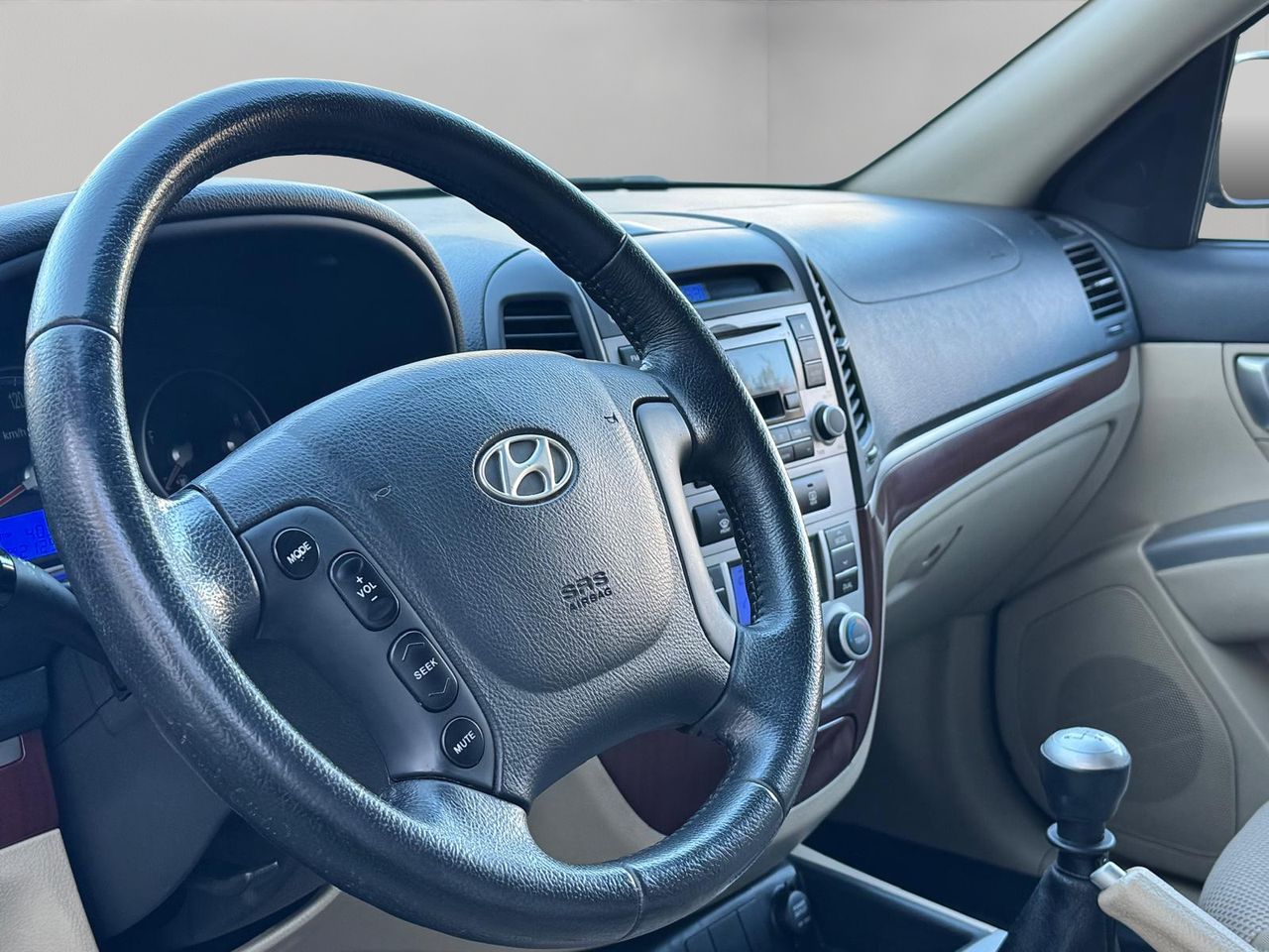 Hyundai Santa Fe HYUNDAI Santa Fe 2.2 CRDi VGT Style 5 plazas - Foto 8