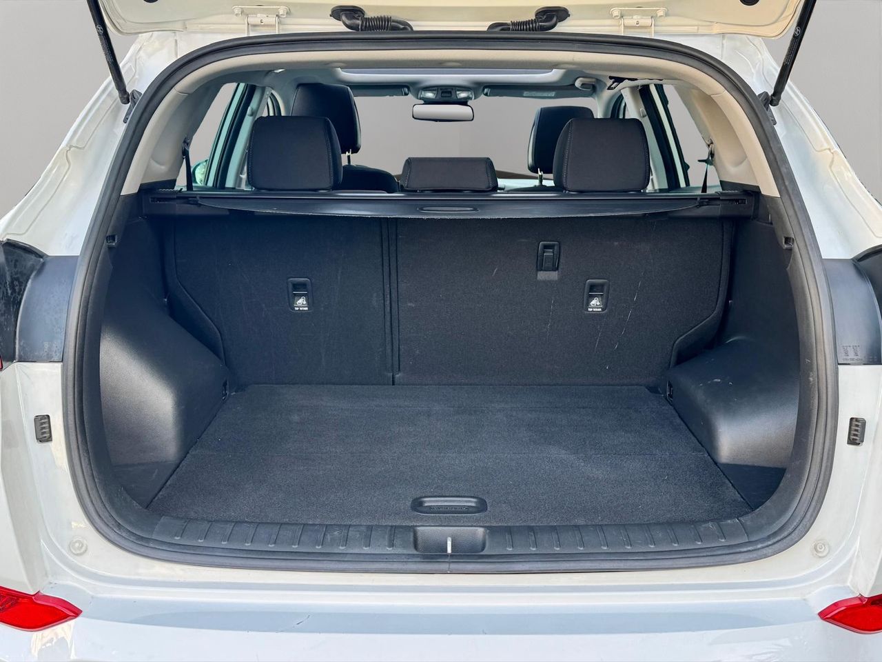 Hyundai Tucson 2.0 CRDi 100 kW (136 CV) 4x4 Go Sky Aut. - Foto 29