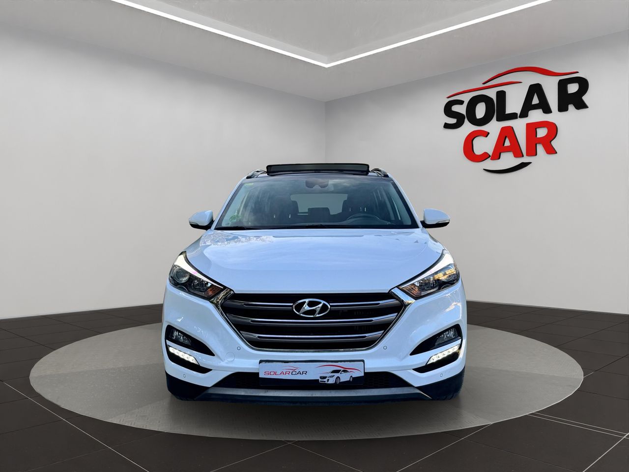 Hyundai Tucson 2.0 CRDi 100 kW (136 CV) 4x4 Go Sky Aut. - Foto 3