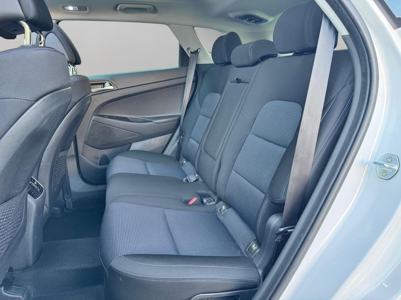 Hyundai Tucson 2.0 CRDi 100 kW (136 CV) 4x4 Go Sky Aut. - Foto 26