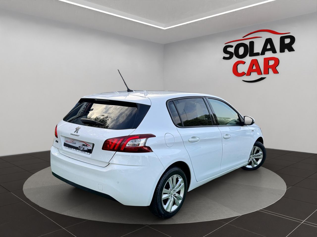 Peugeot 308 5p Style 1.6 BlueHDi 120 - Foto 24