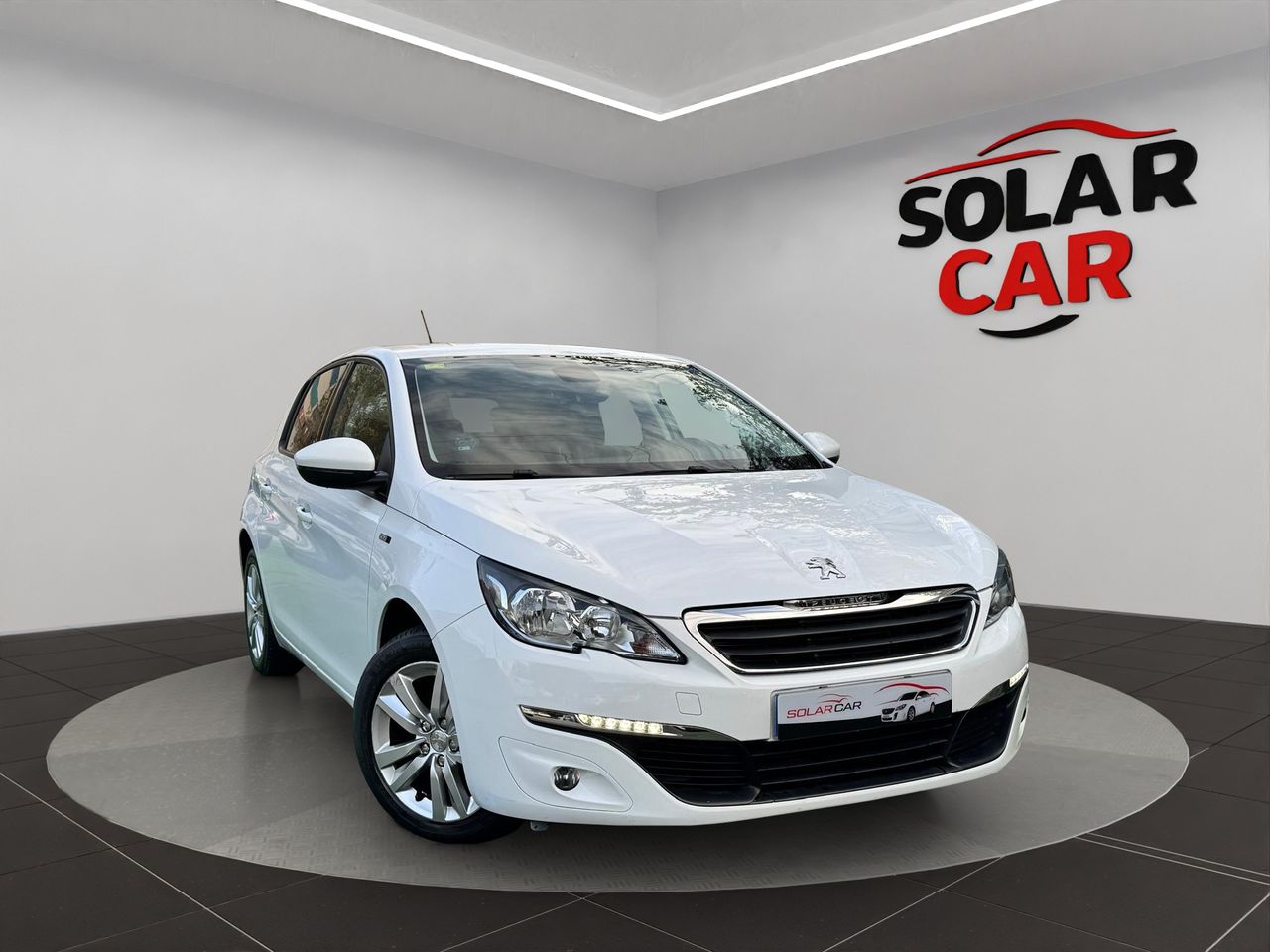 Peugeot 308 5p Style 1.6 BlueHDi 120 - Foto 4