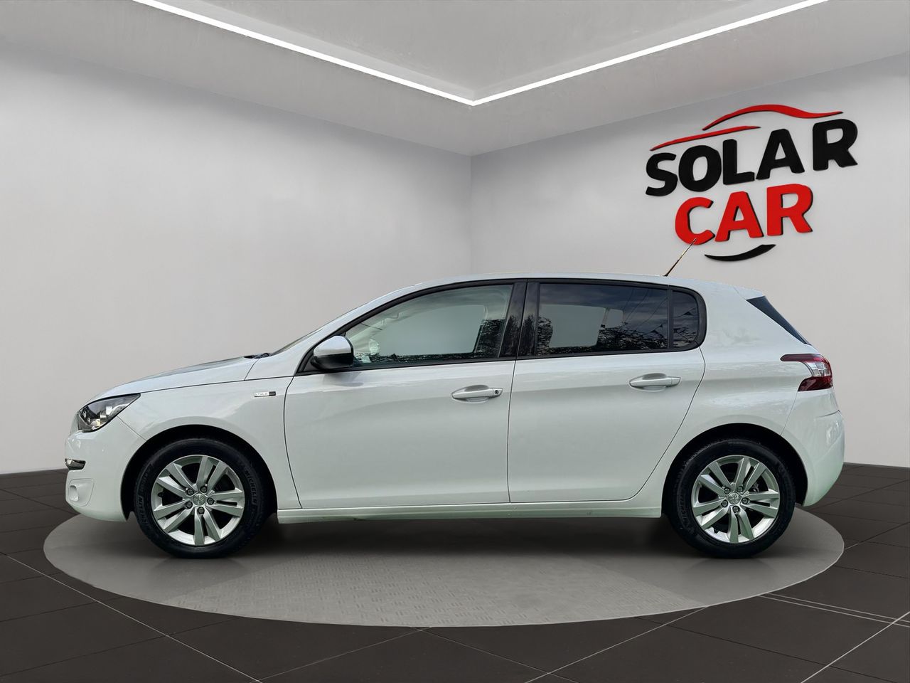 Peugeot 308 5p Style 1.6 BlueHDi 120 - Foto 6