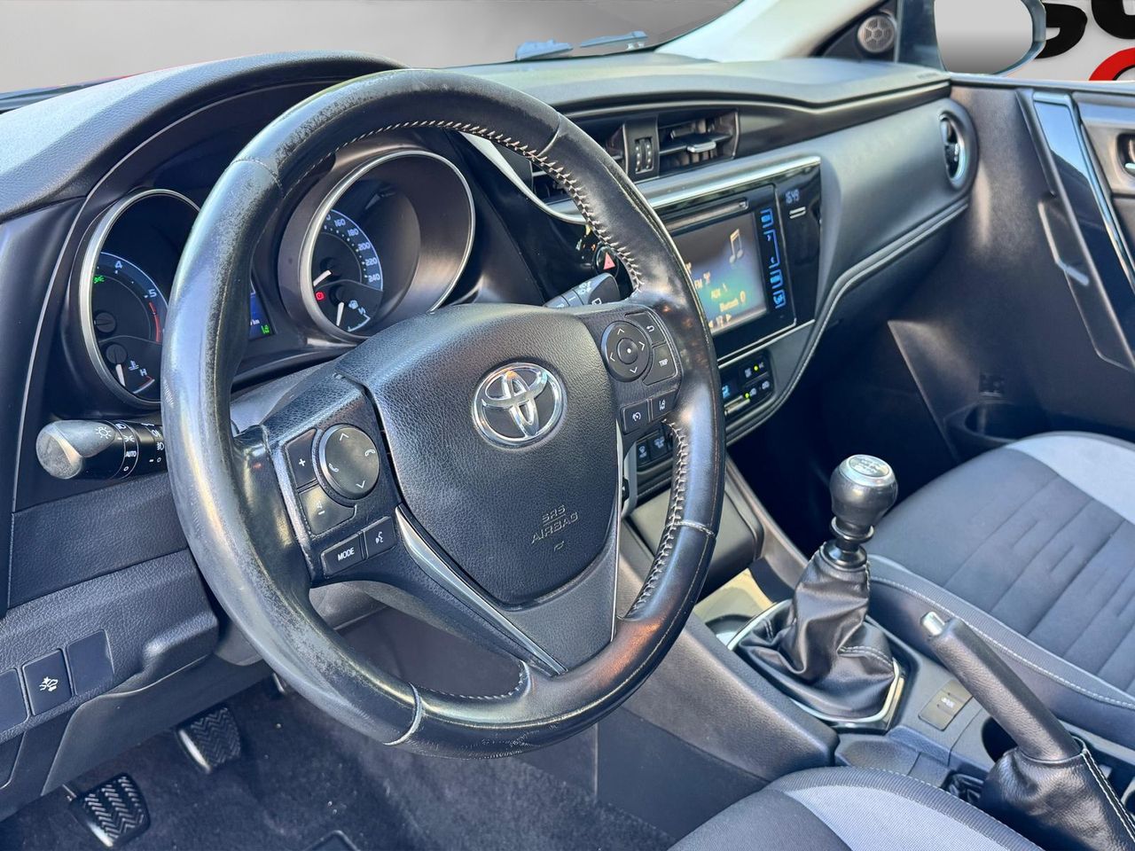 Toyota Auris 1.4 90D Active - Foto 7