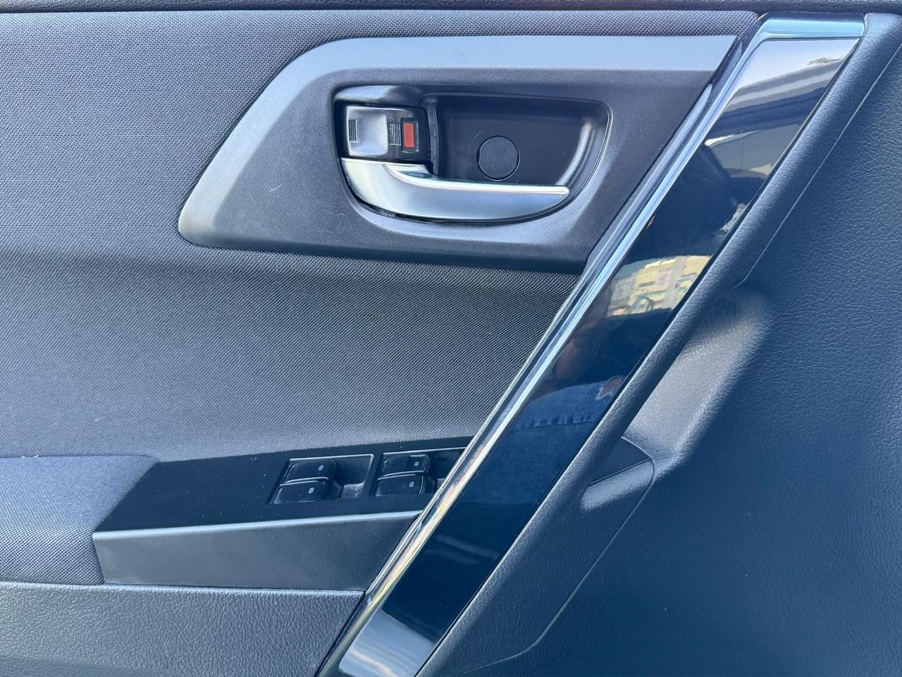 Toyota Auris 1.4 90D Active - Foto 18