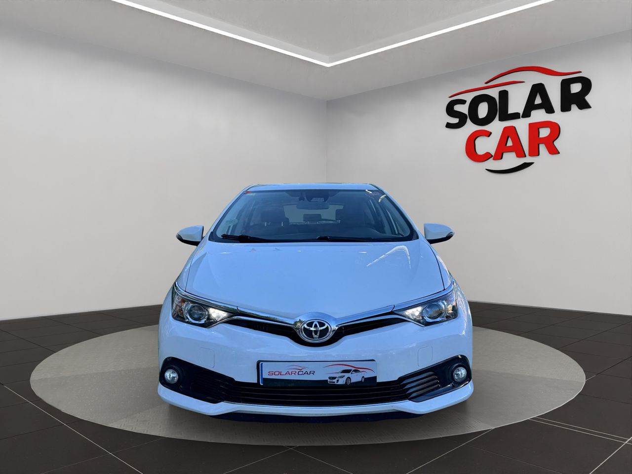 Toyota Auris 1.4 90D Active - Foto 3