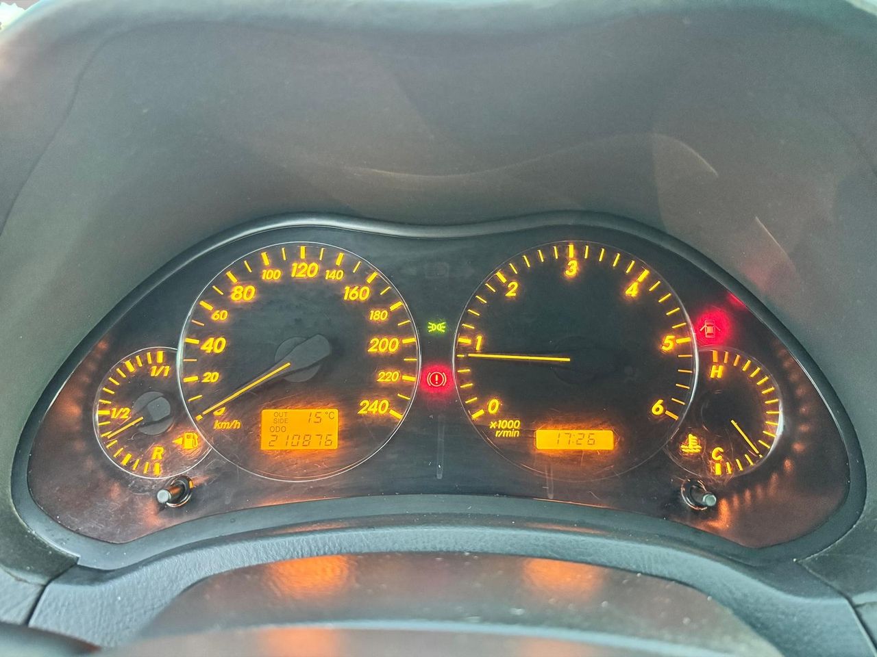 Toyota Avensis 2.0 116CV - Foto 15