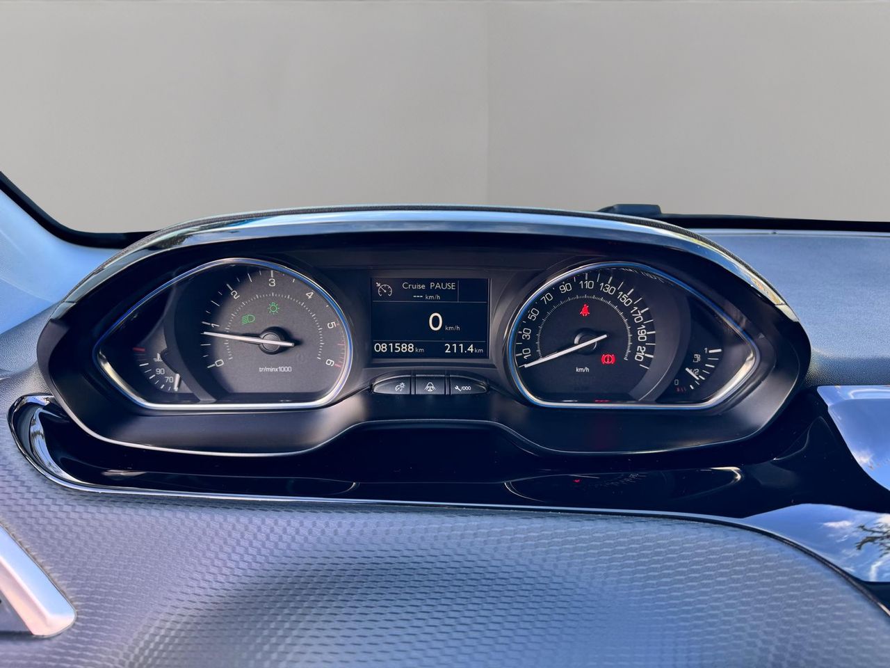 Peugeot 2008 ALL BLUEHDI 100 - Foto 13