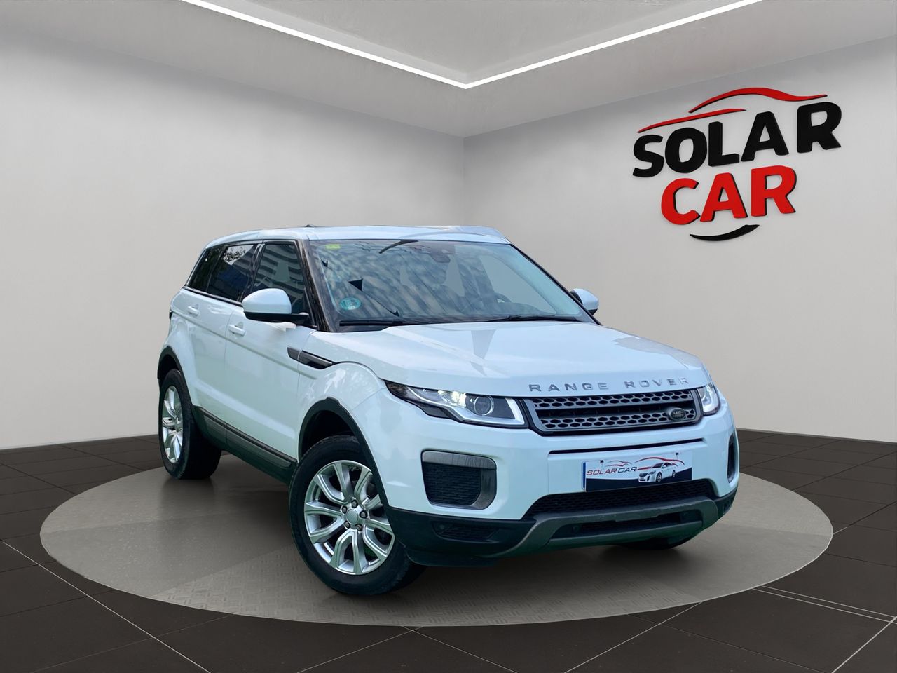 Land-Rover Range Rover Evoque 2.0L eD4 Diesel 110kW 150CV 4x2 Pure - Foto 4