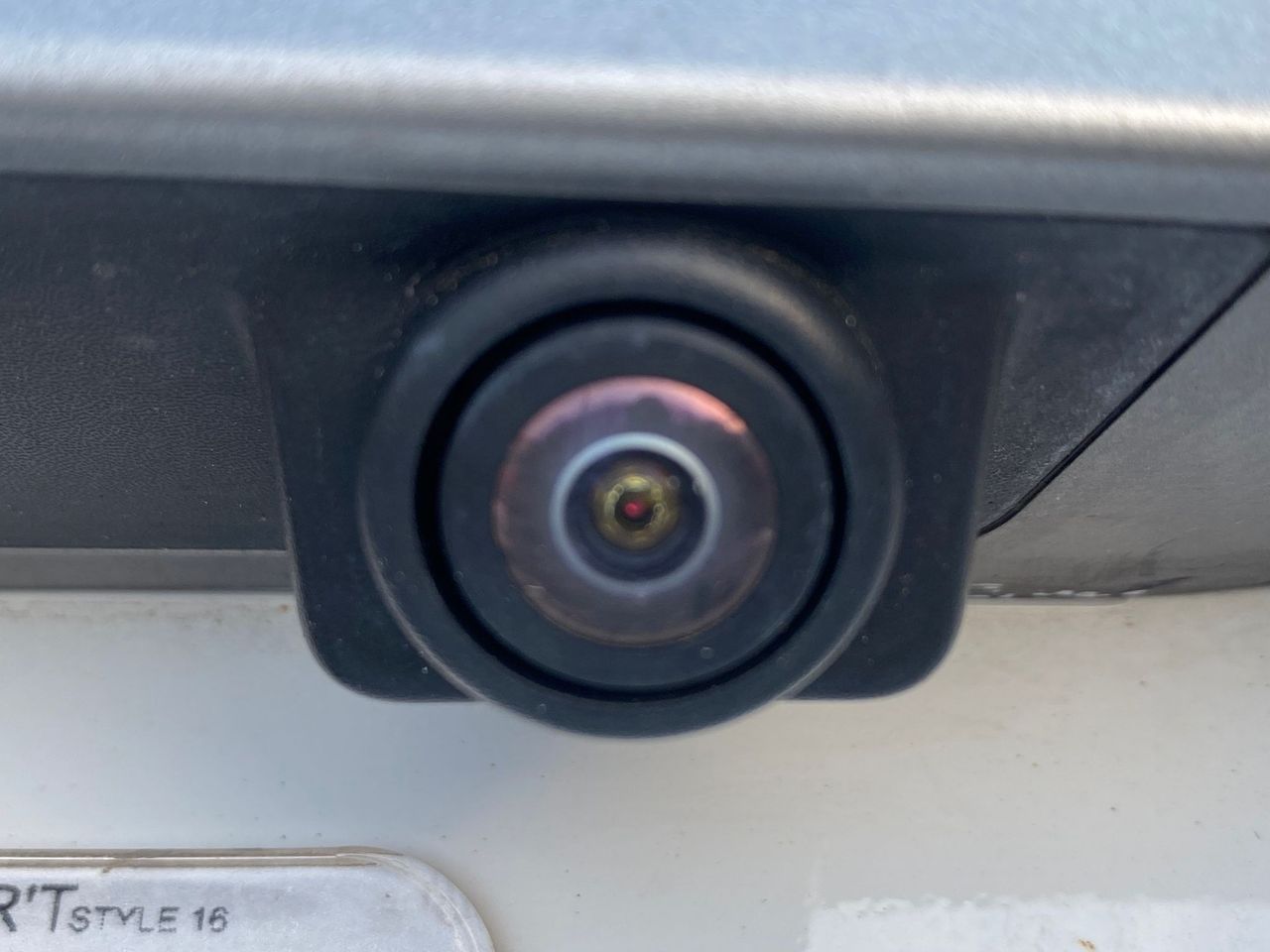 Land-Rover Range Rover Evoque 2.0L eD4 Diesel 110kW 150CV 4x2 Pure - Foto 16