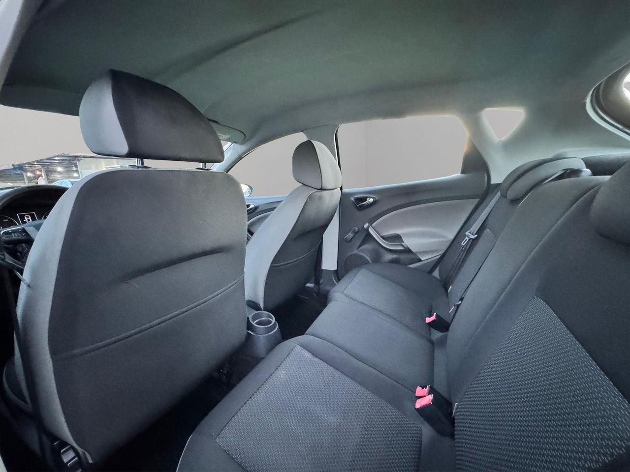 Seat Ibiza 1.4 105CV - Foto 22