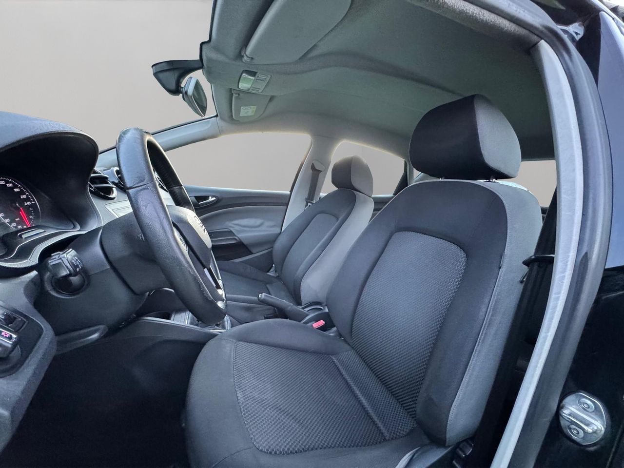 Seat Ibiza 1.4 105CV - Foto 9