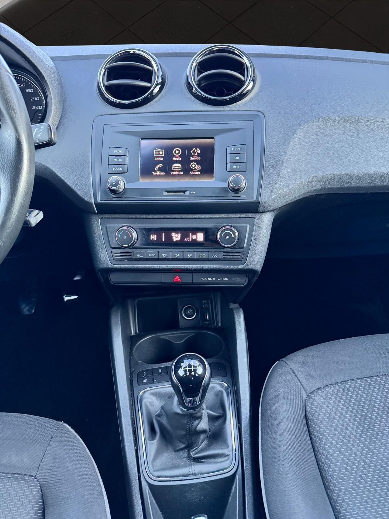 Seat Ibiza 1.4 105CV - Foto 18