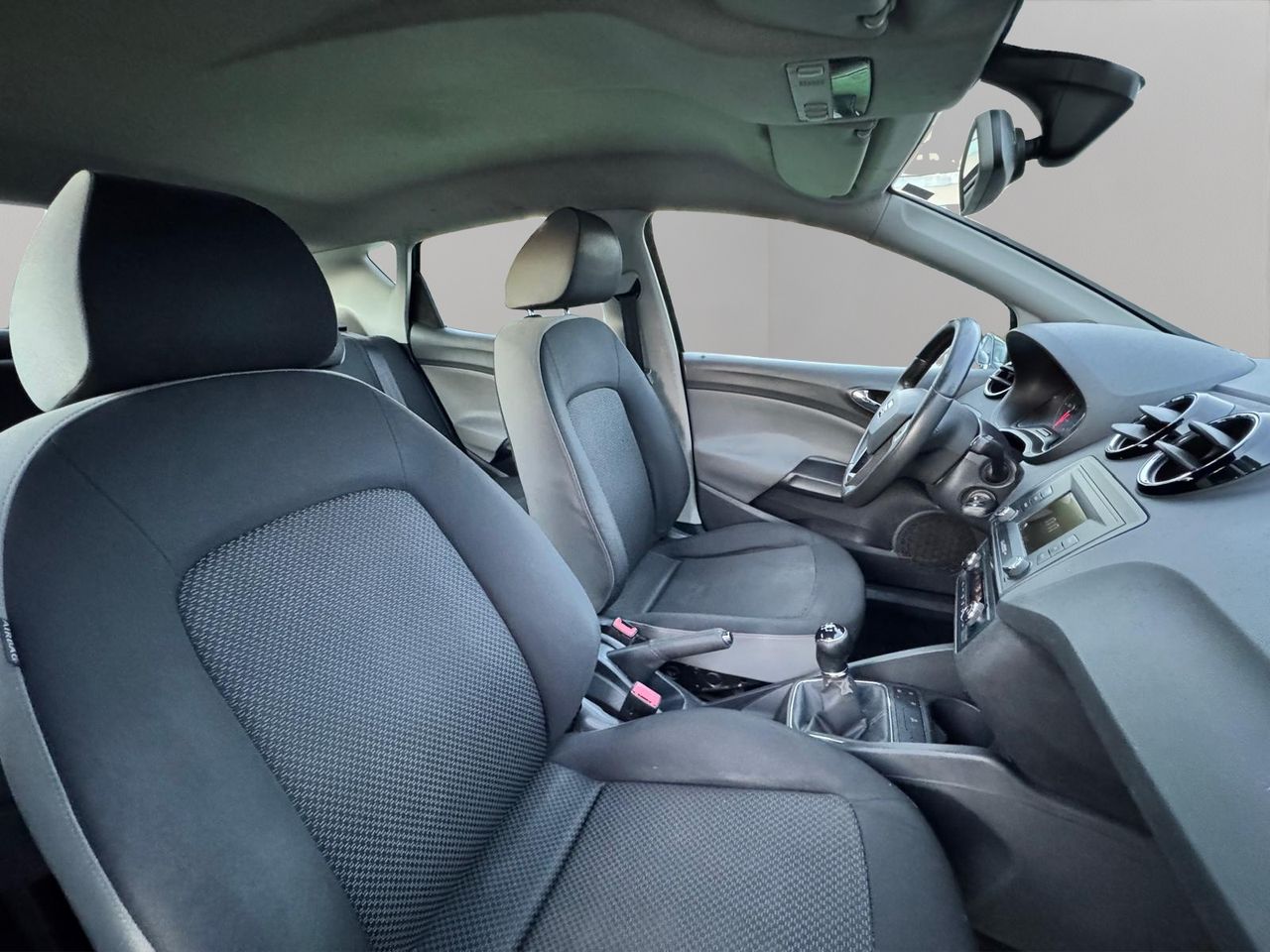 Seat Ibiza 1.4 105CV - Foto 12