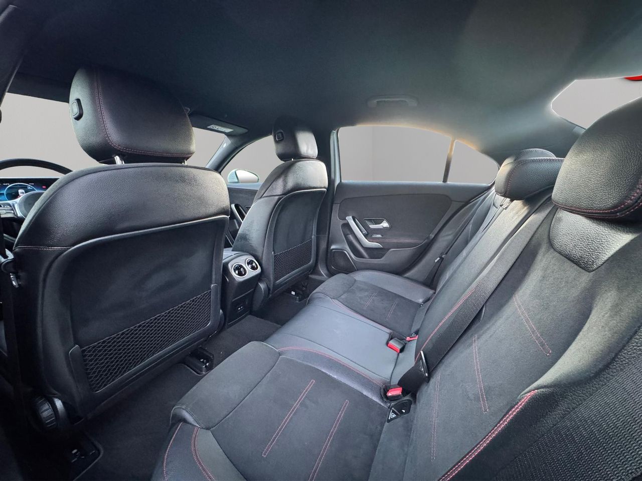 Mercedes Clase A A180D - Foto 23