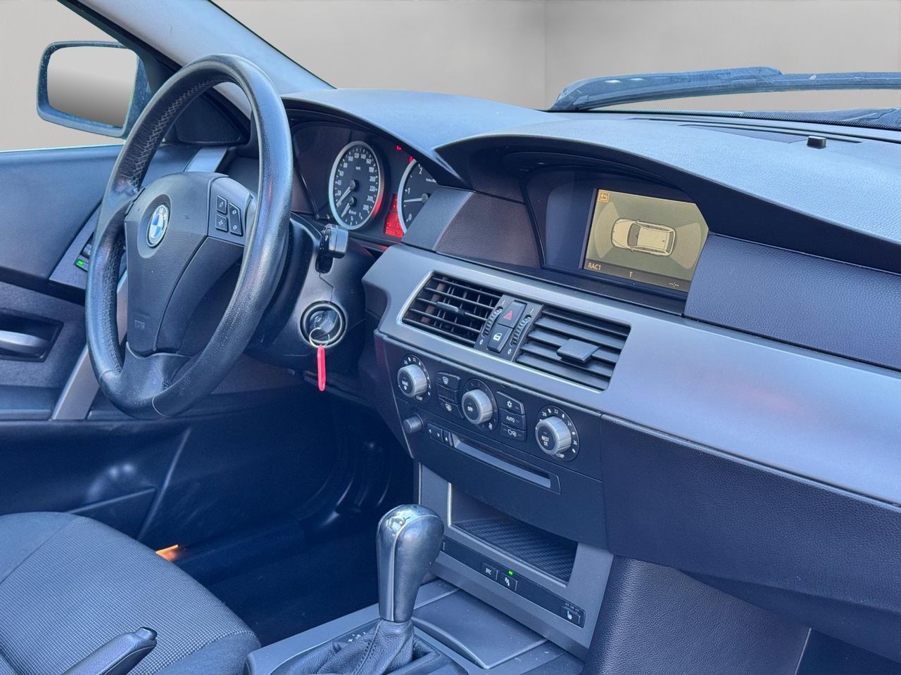 BMW Serie 5 525D TOURING - Foto 10