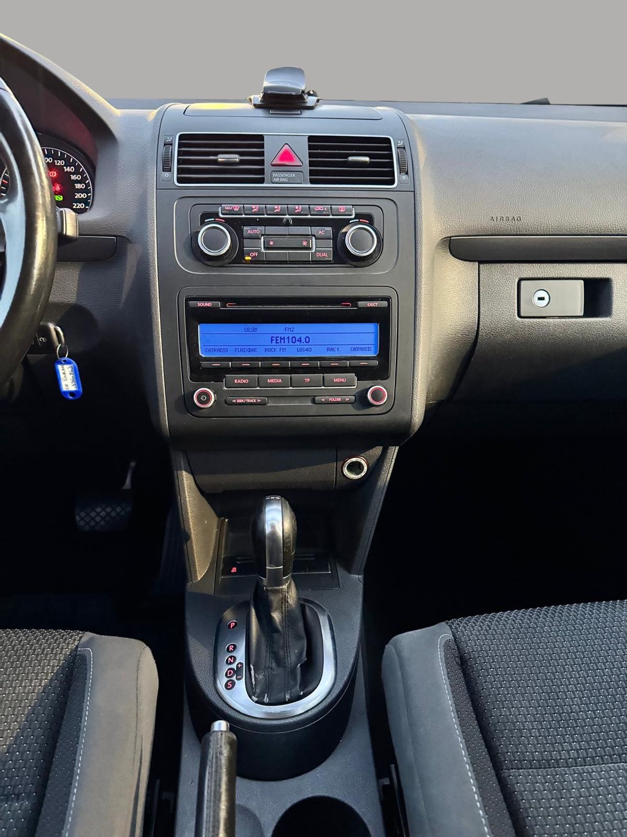 Volkswagen Touran Edition 1.6 TDI 105 CV DSG 7 vel. - Foto 13