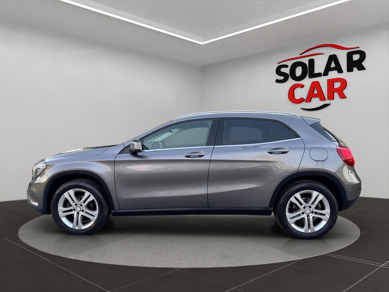 Mercedes GLA 200 d 7G-DCT - Foto 6