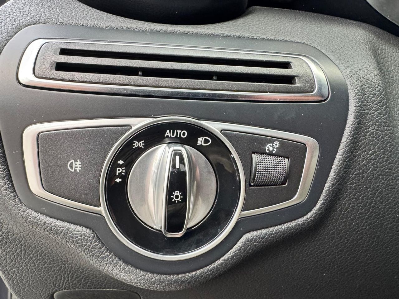 Mercedes Clase C C 220 d Berlina 7G-TRONIC PLUS - Foto 17