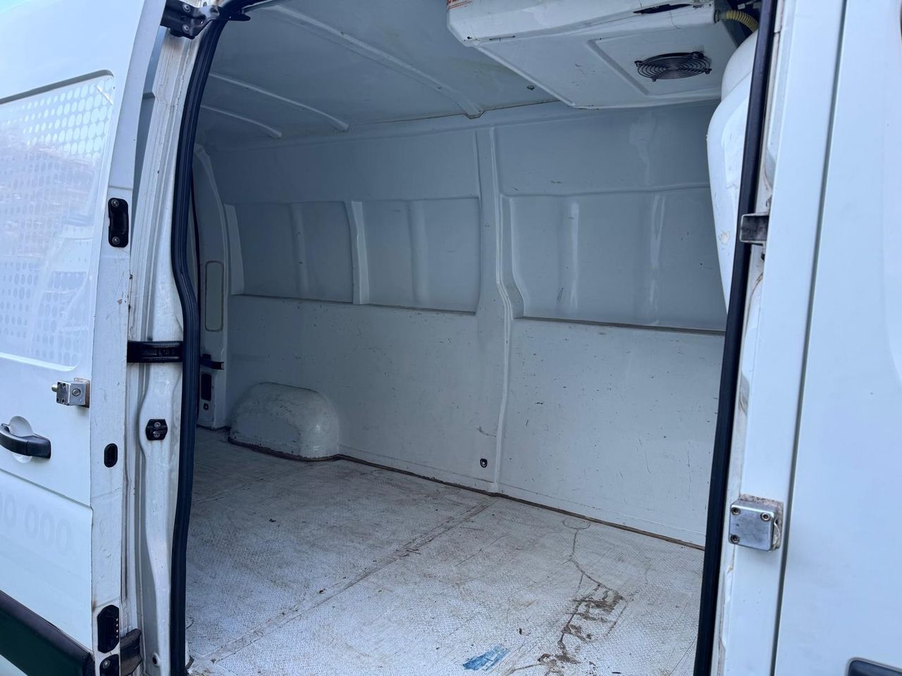 Renault Master 2.3 125CV  ISOTERMO - Foto 18