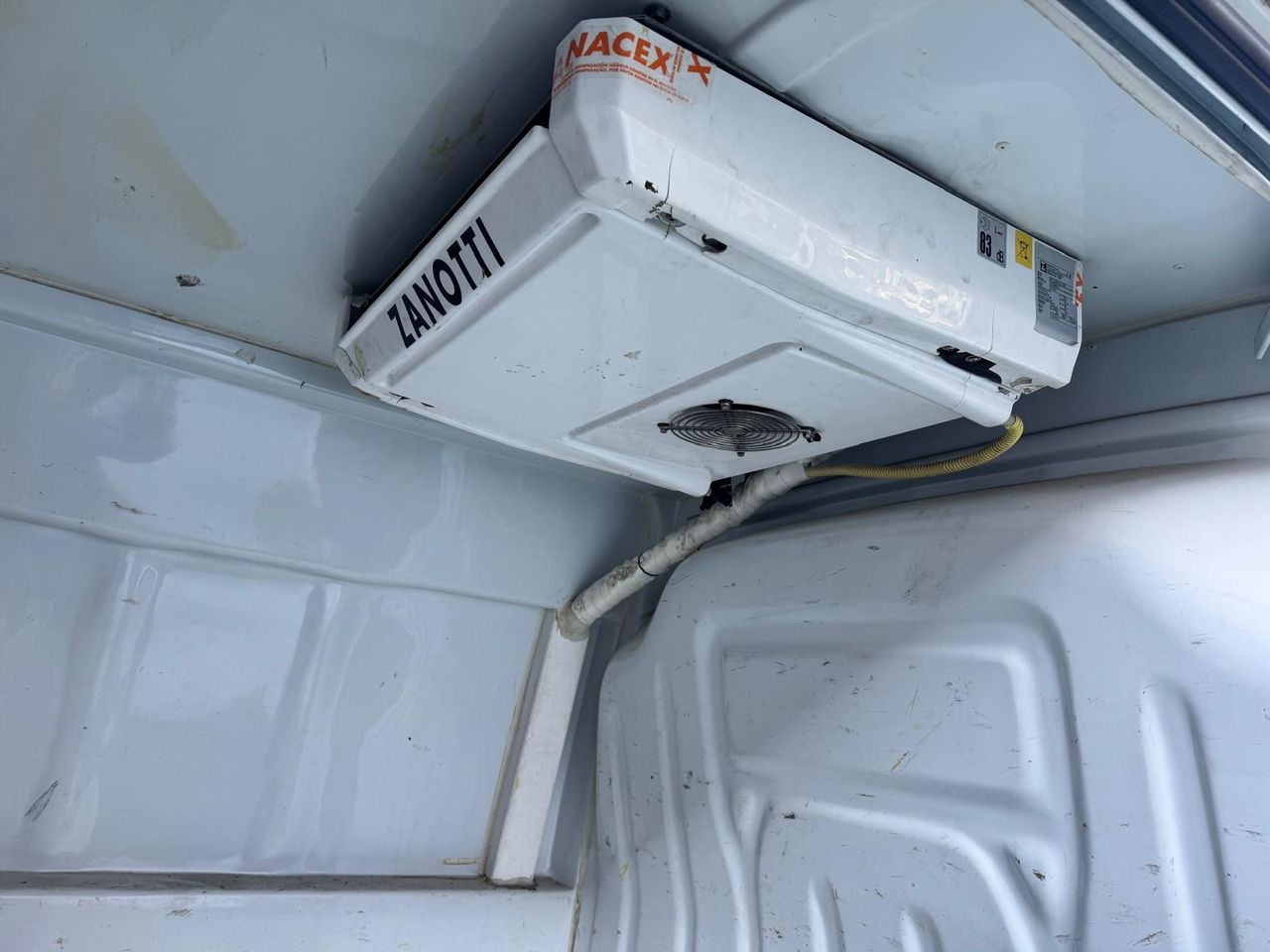 Renault Master 2.3 125CV  ISOTERMO - Foto 19