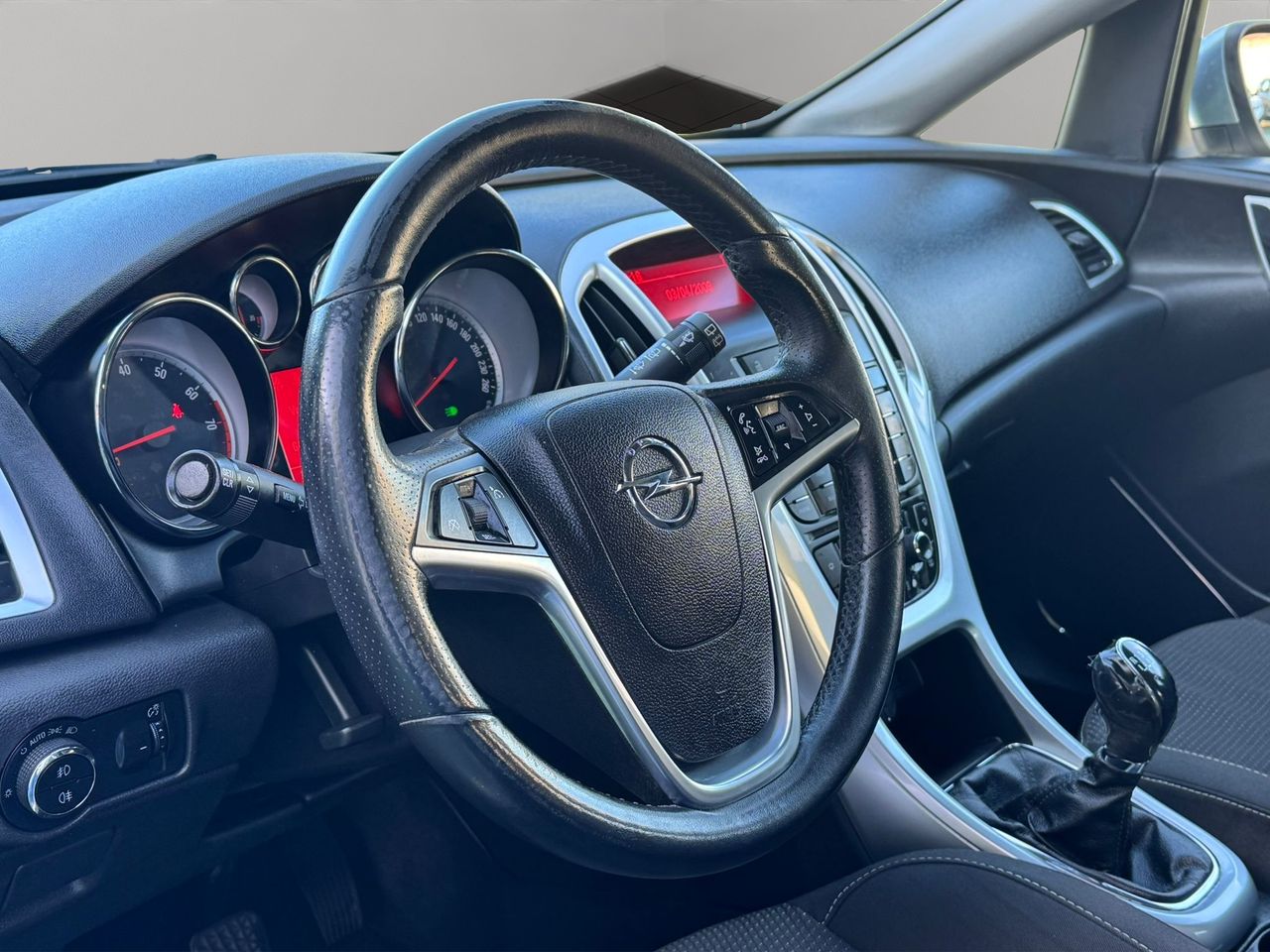 Opel Astra 5p Sport 1.6 115 CV - Foto 7