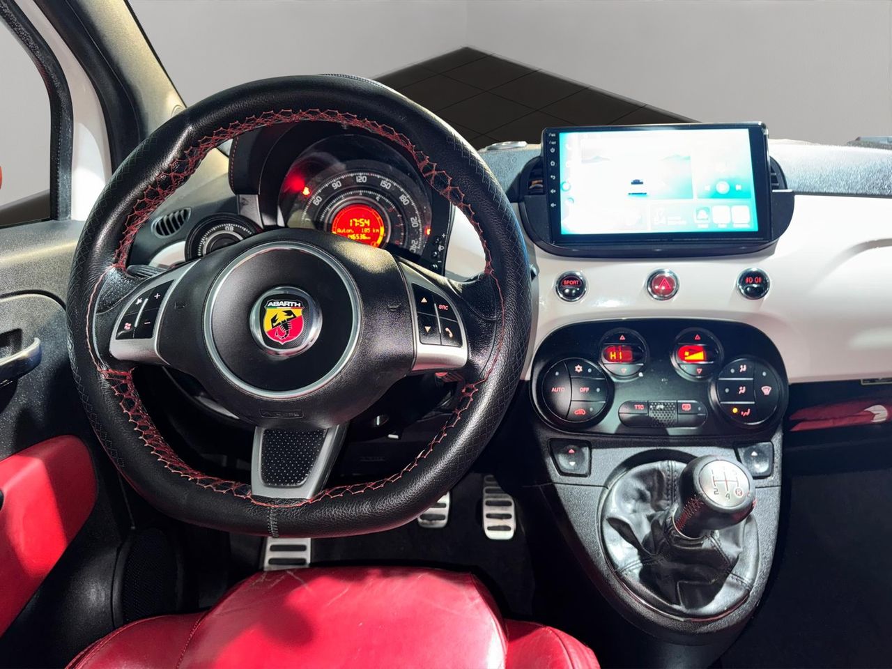 Abarth 500 1.4 16v T-Jet 135 CV - Foto 21