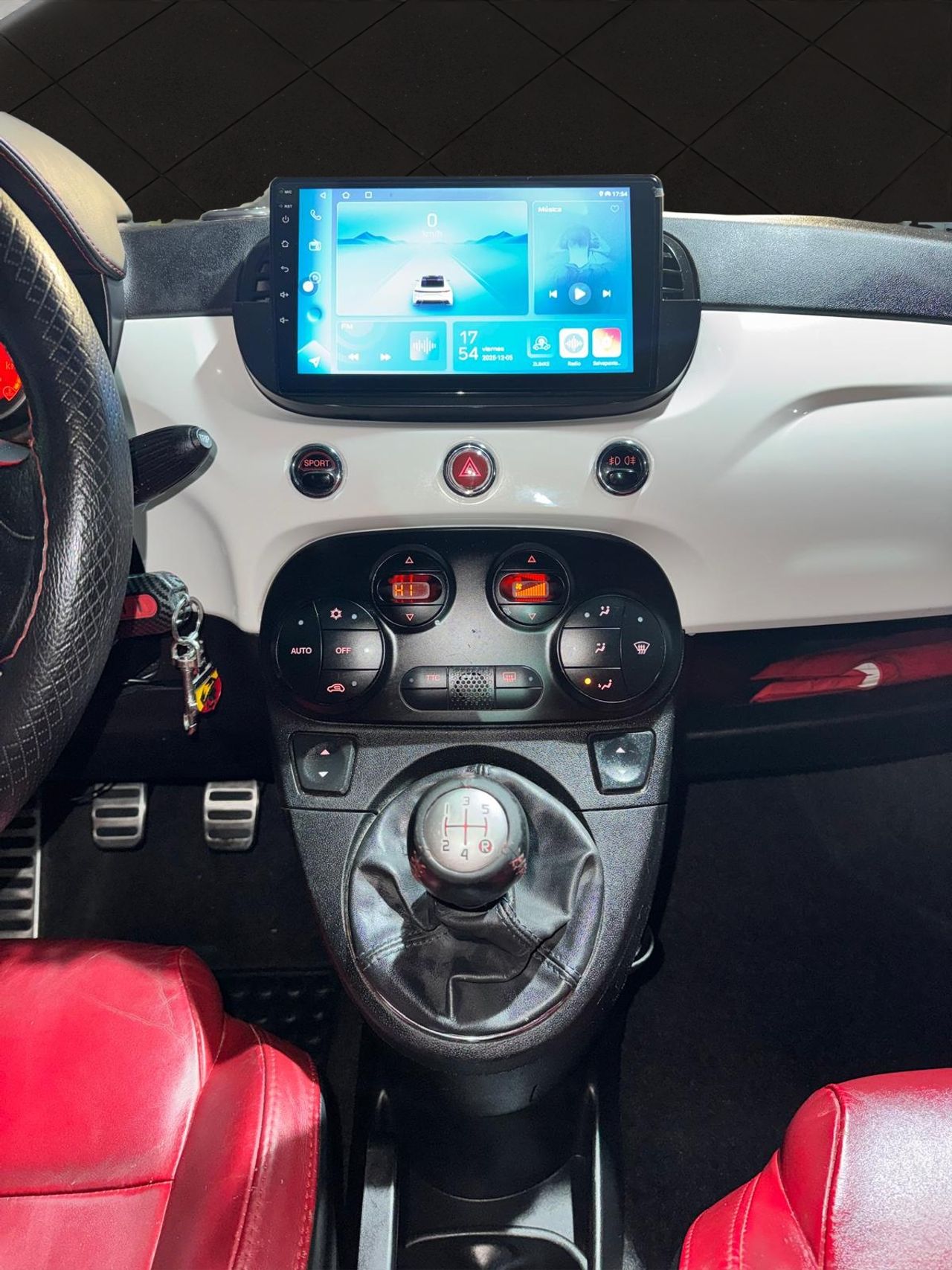 Abarth 500 1.4 16v T-Jet 135 CV - Foto 19