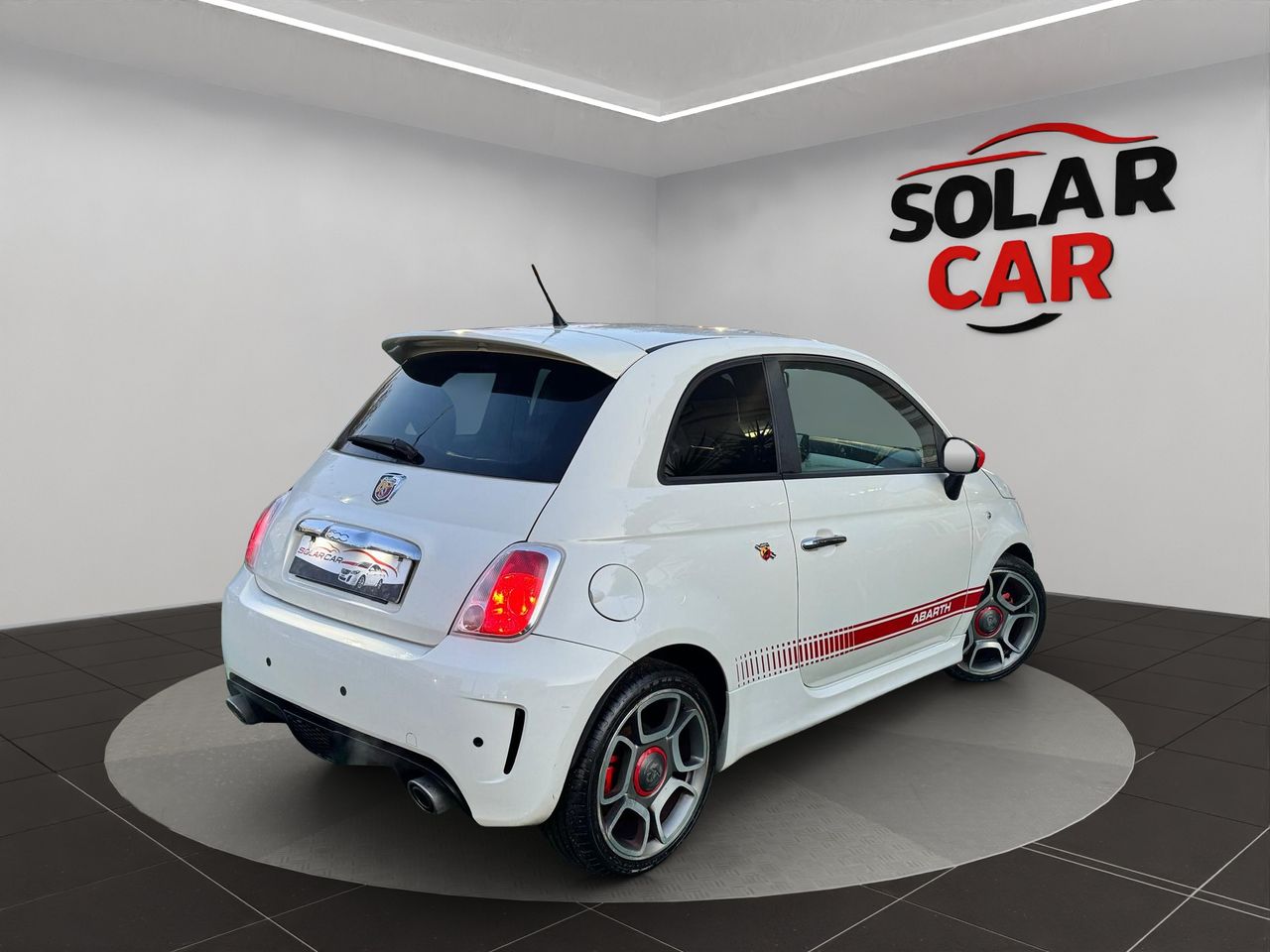 Abarth 500 1.4 16v T-Jet 135 CV - Foto 24