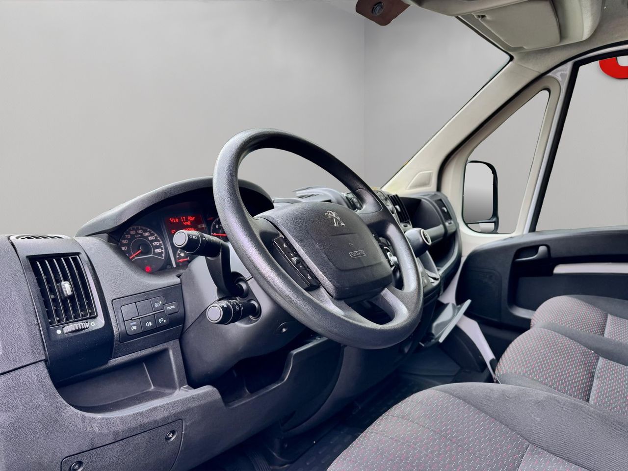 Peugeot Boxer 333 L2 H2 BHDI SS 6 V. M - Foto 8