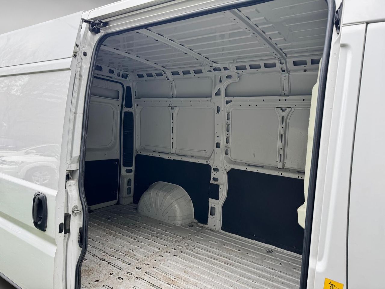 Peugeot Boxer 333 L2 H2 BHDI SS 6 V. M - Foto 18