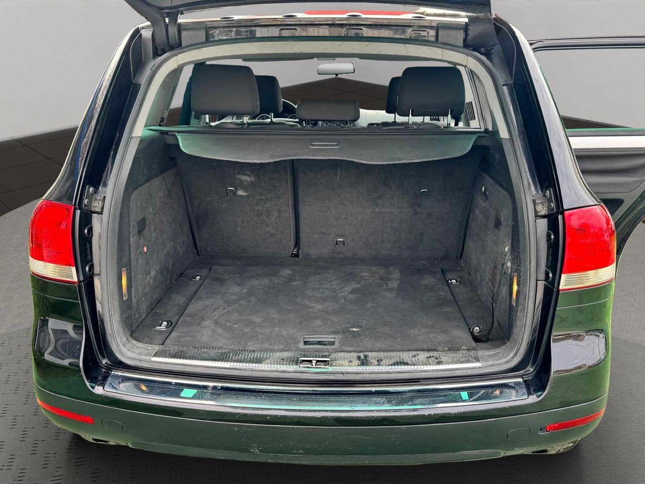 Volkswagen Touareg +Motion R5 TDI 174 CV Tiptronic 6 vel. - Foto 23