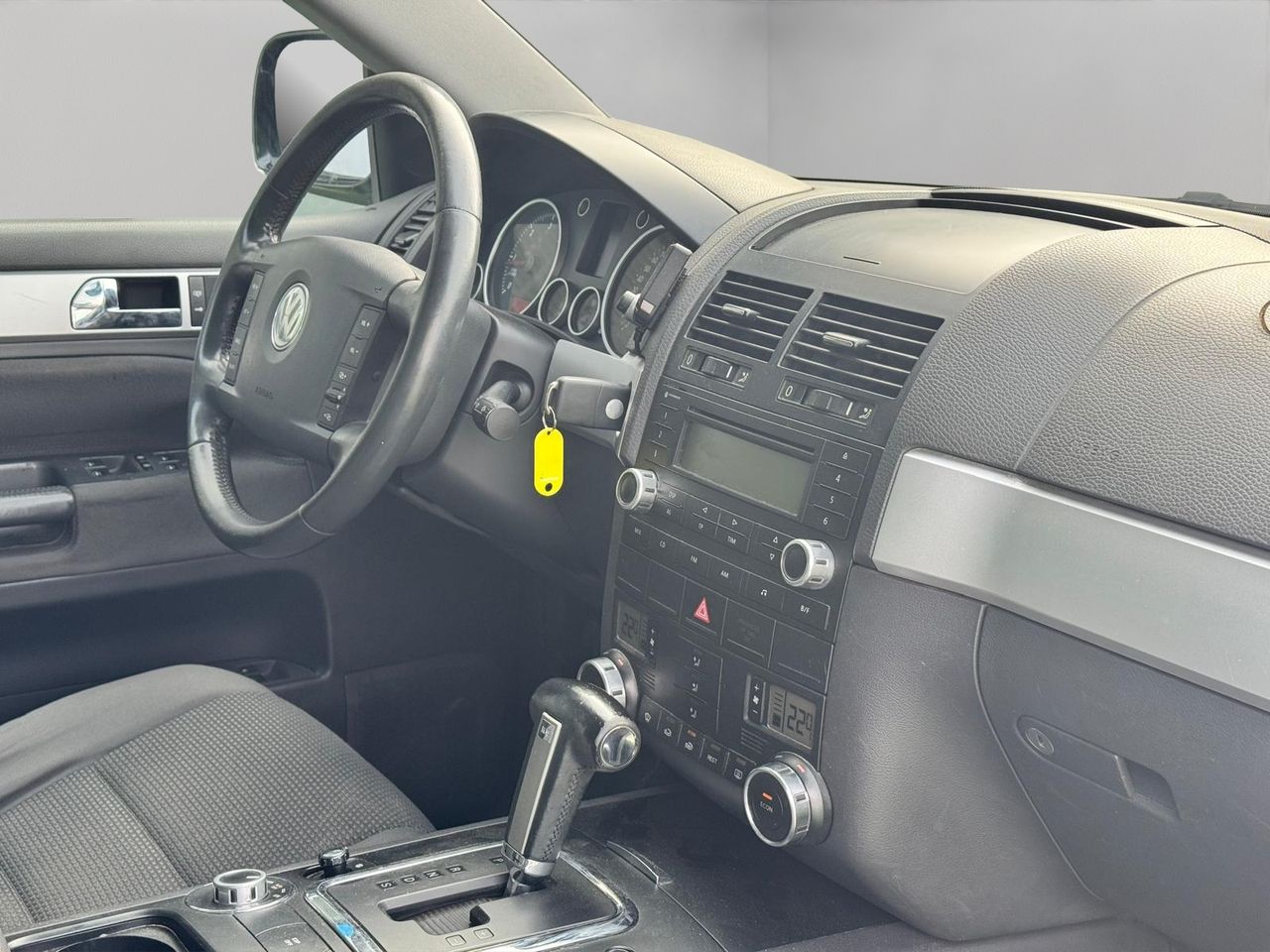 Volkswagen Touareg +Motion R5 TDI 174 CV Tiptronic 6 vel. - Foto 10