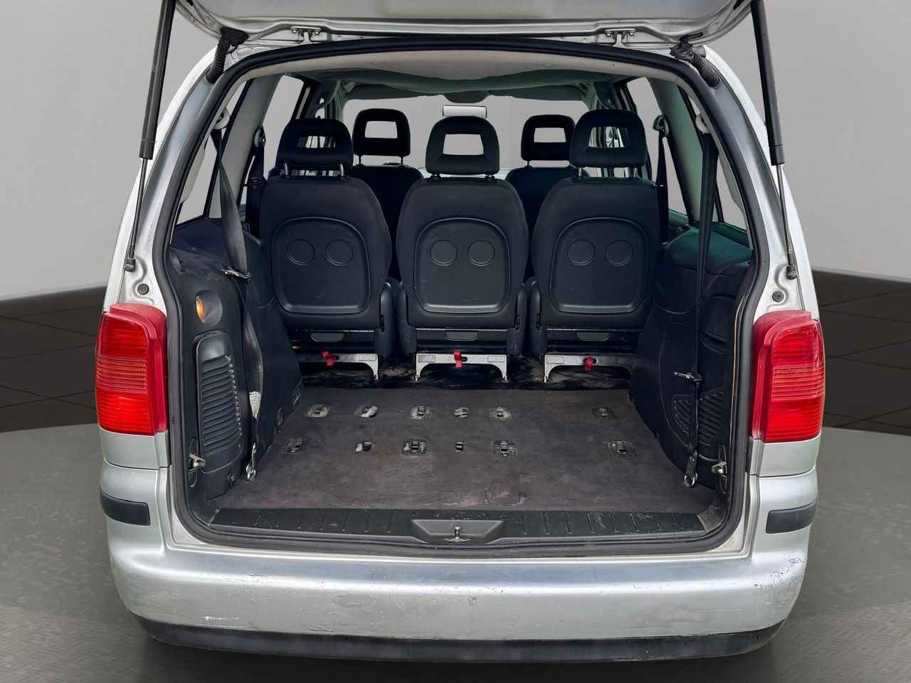 Seat Alhambra 1.9 TDi 115 Stella - Foto 19