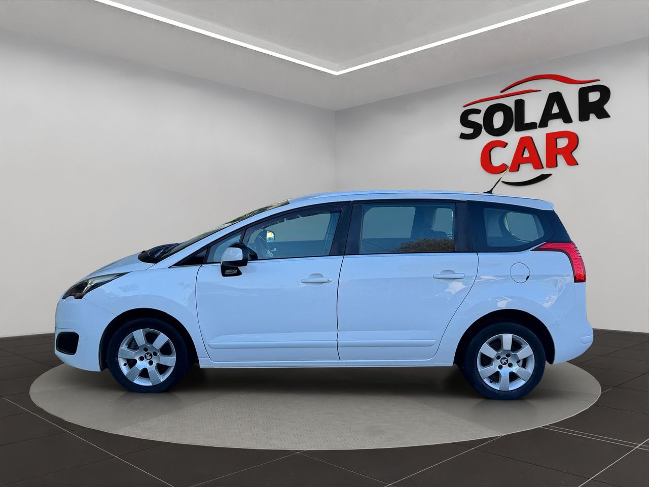 Peugeot 5008 Active 2.0 BlueHDi 150 - Foto 6