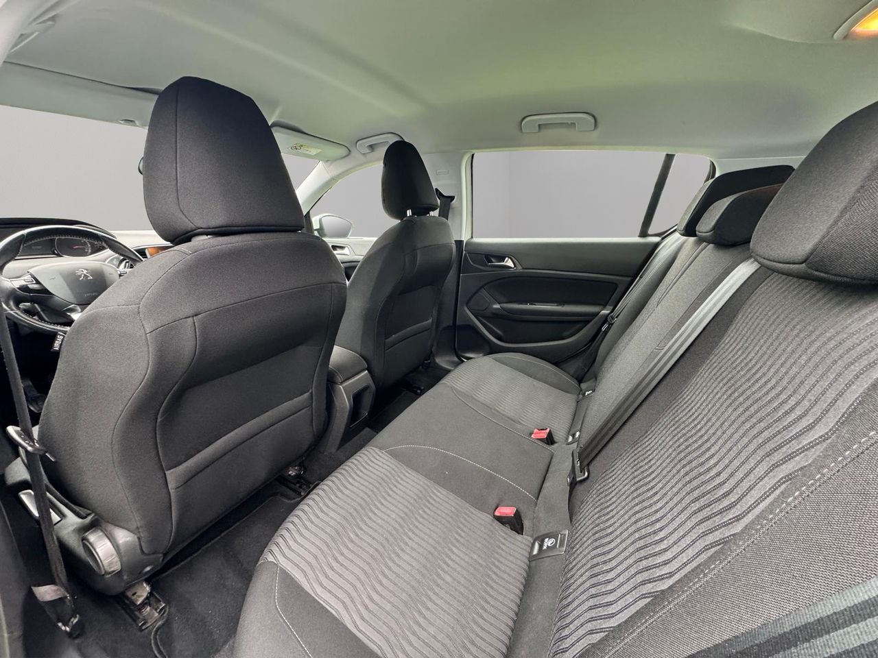 Peugeot 308 1.2 110CV - Foto 25