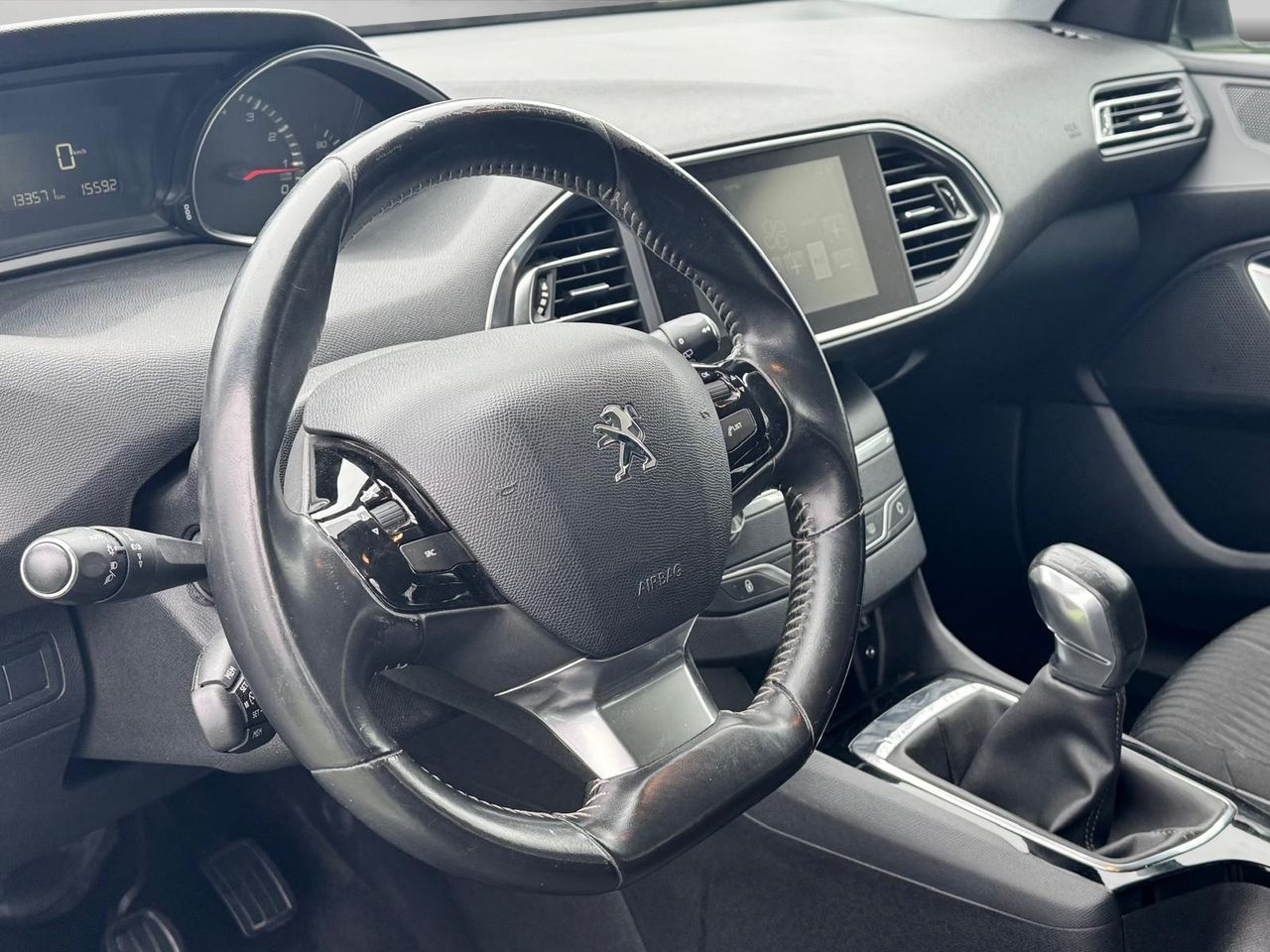 Peugeot 308 1.2 110CV - Foto 9