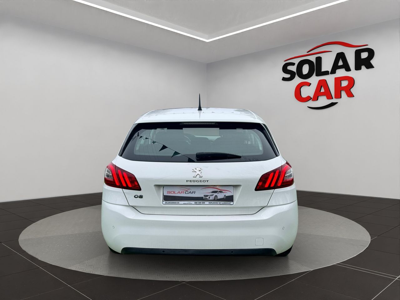 Peugeot 308 1.2 110CV - Foto 28