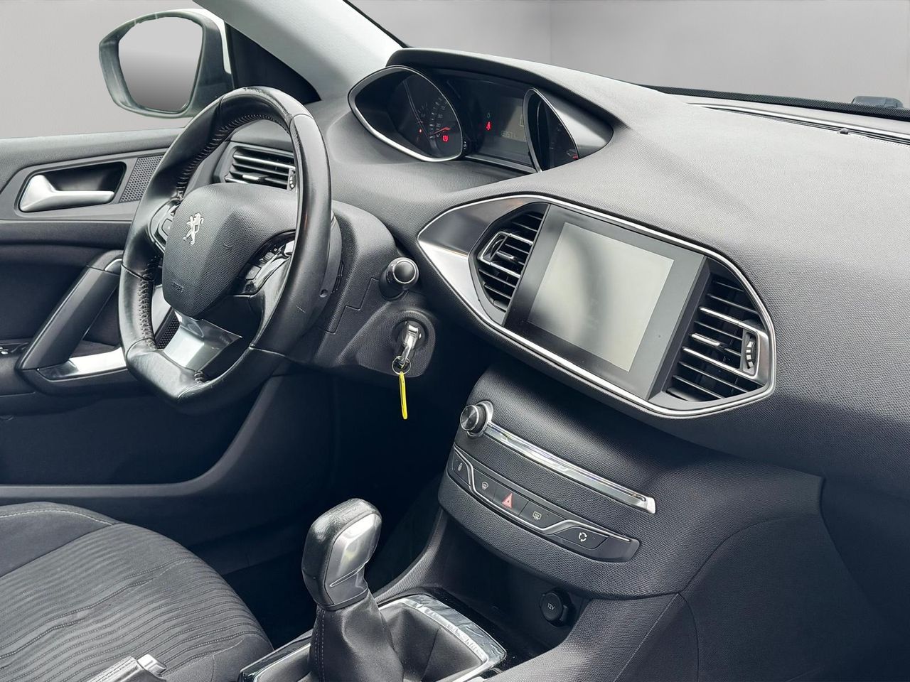 Peugeot 308 1.2 110CV - Foto 12