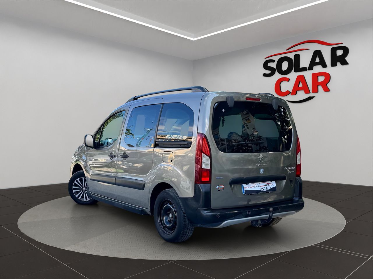 Peugeot Partner Active 1.2 PureTech 81KW 110CV - Foto 20