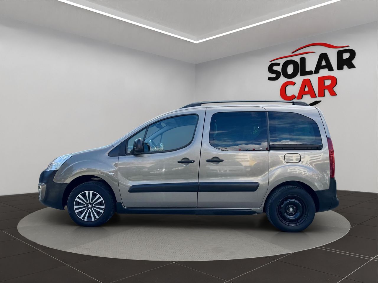 Peugeot Partner Active 1.2 PureTech 81KW 110CV - Foto 6