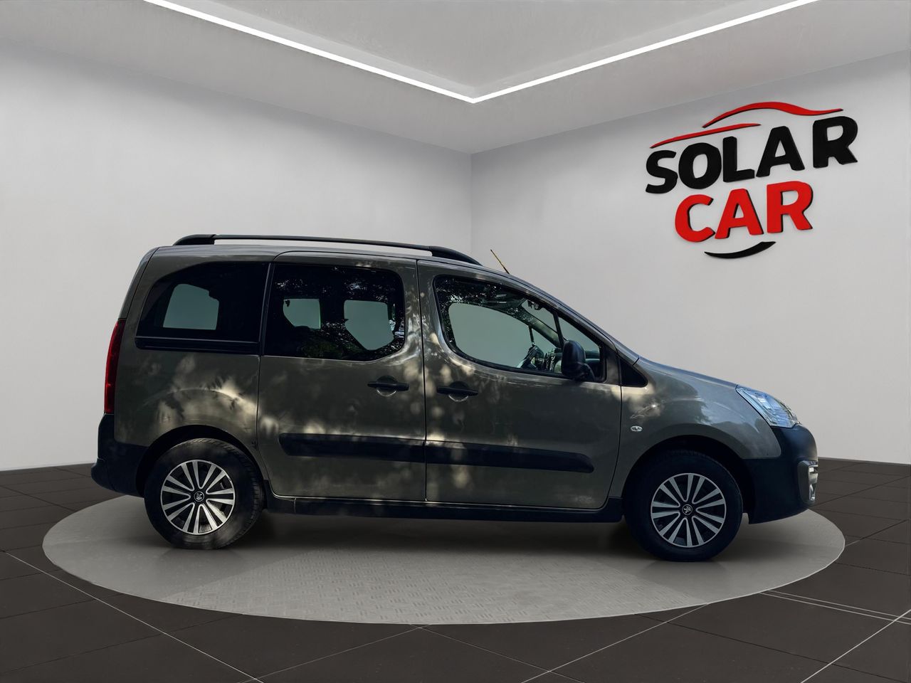 Peugeot Partner Active 1.2 PureTech 81KW 110CV - Foto 5