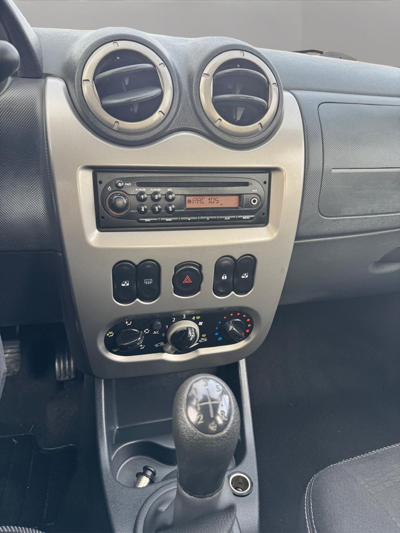 Dacia Sandero Stepway Music 1.5 dCi 90 CV - Foto 18